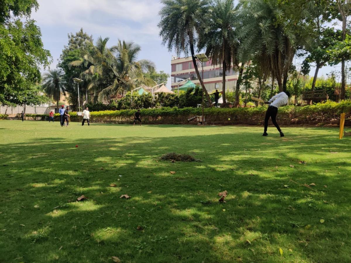 The Garden Asia Resort Bangalore Exterior photo